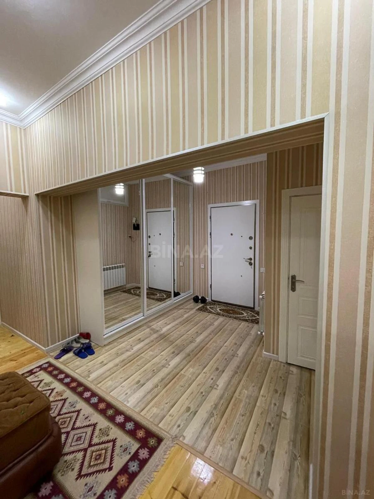 Kirayə verilir 3 otaqlı mənzil 90 m²