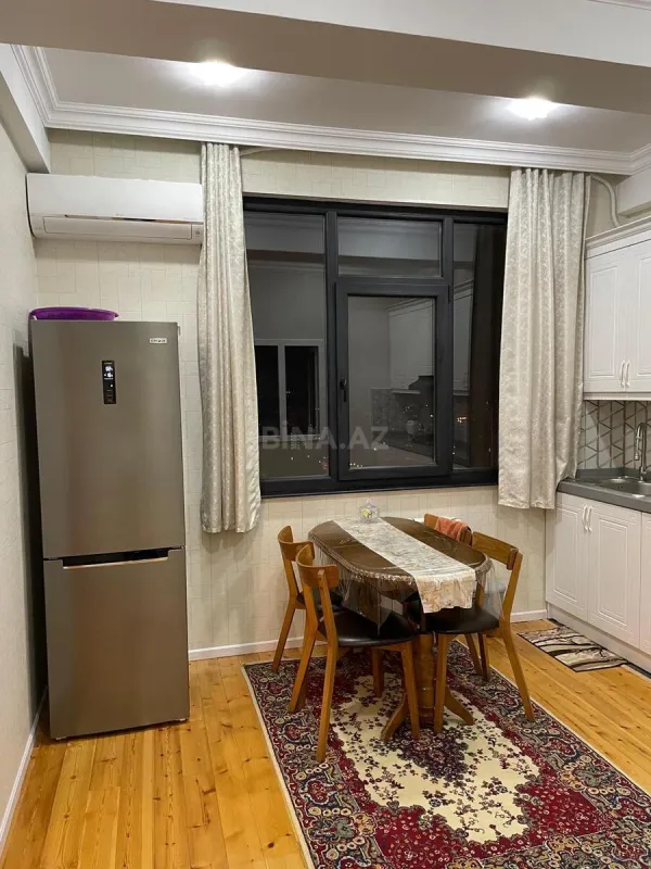 Kirayə verilir 3 otaqlı mənzil 90 m²