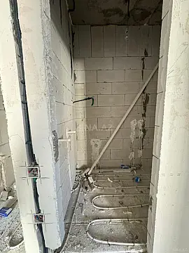 Satılır 3 otaqlı mənzil 106 m²