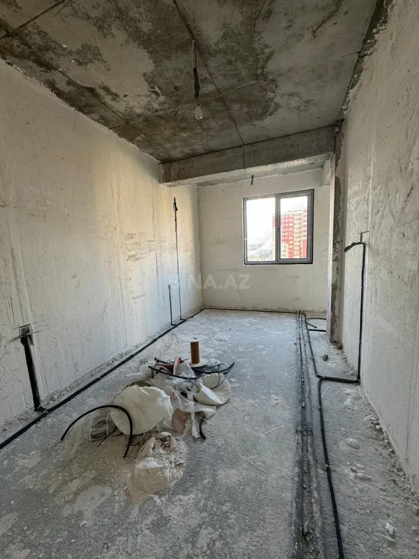 Satılır 3 otaqlı mənzil 106 m²