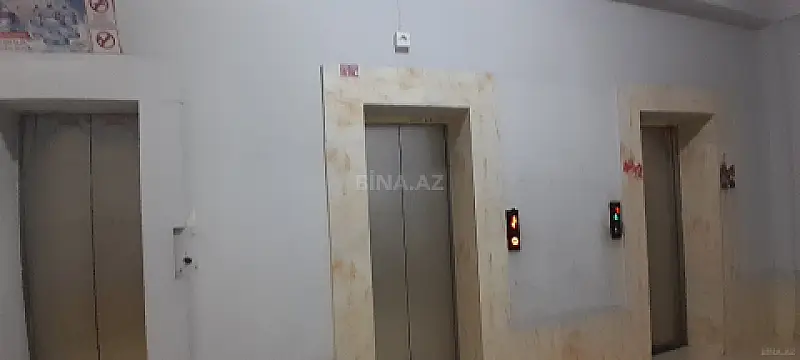 Kirayə verilir 2 otaqlı mənzil 68 m²