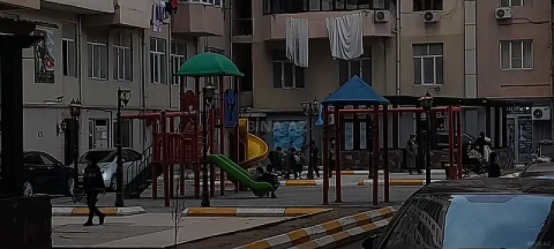 Kirayə verilir 2 otaqlı mənzil 68 m²