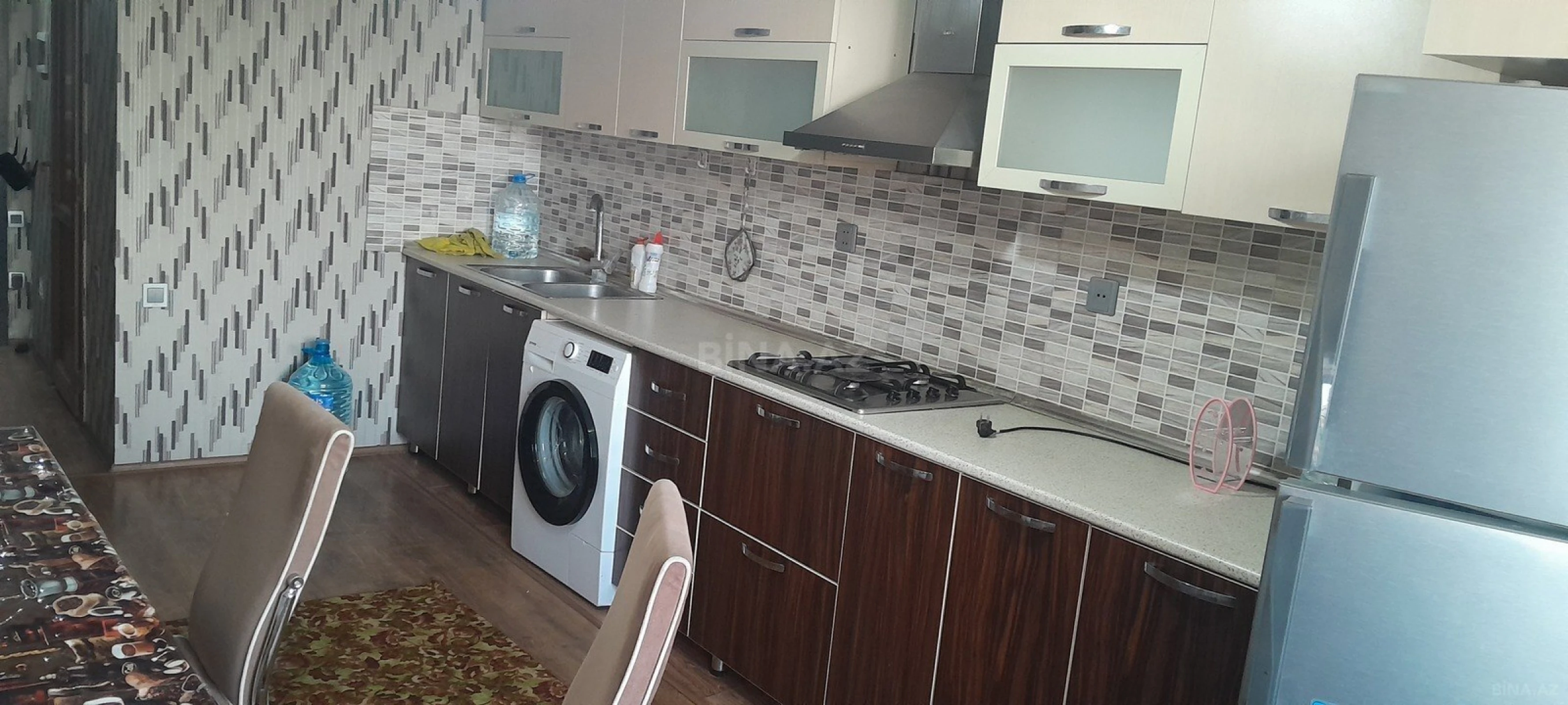 Kirayə verilir 2 otaqlı mənzil 68 m²