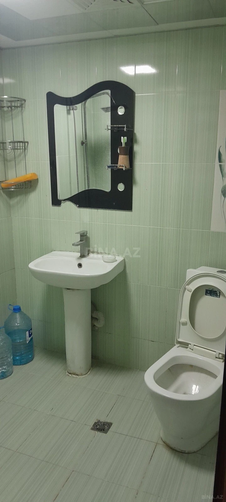 Kirayə verilir 2 otaqlı mənzil 68 m²