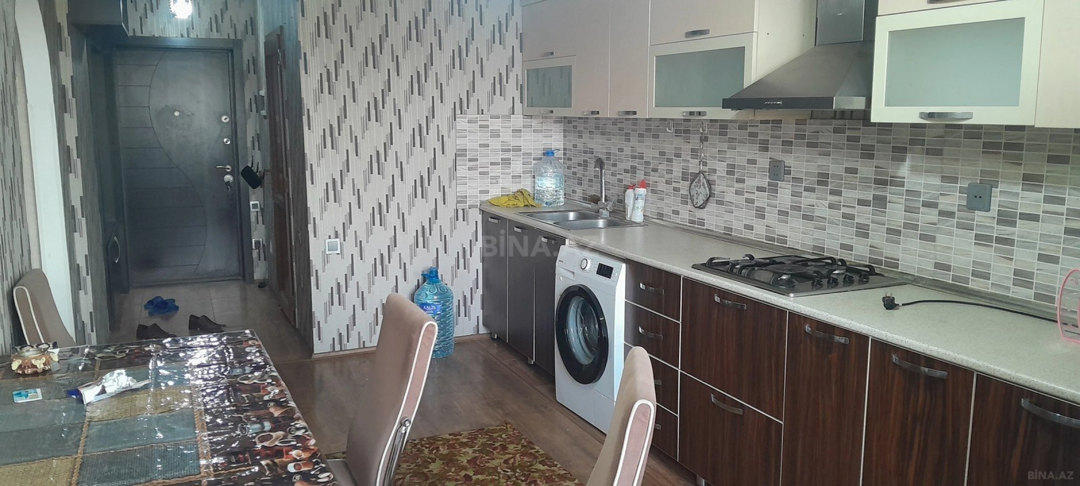 Kirayə verilir 2 otaqlı mənzil 68 m²