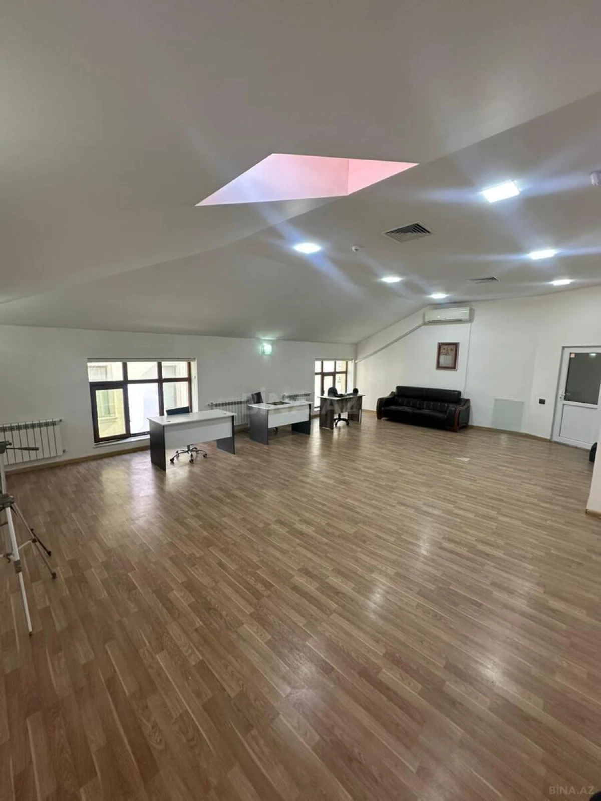 Kirayə verilir 1 otaqlı ofis 50 m²