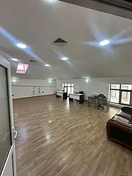 Kirayə verilir 1 otaqlı ofis 50 m²