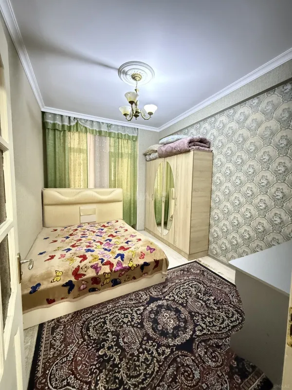 Kirayə verilir 2 otaqlı mənzil 80 m²