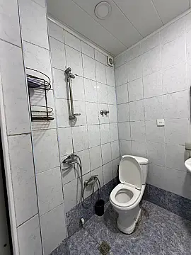 Kirayə verilir 2 otaqlı mənzil 80 m²