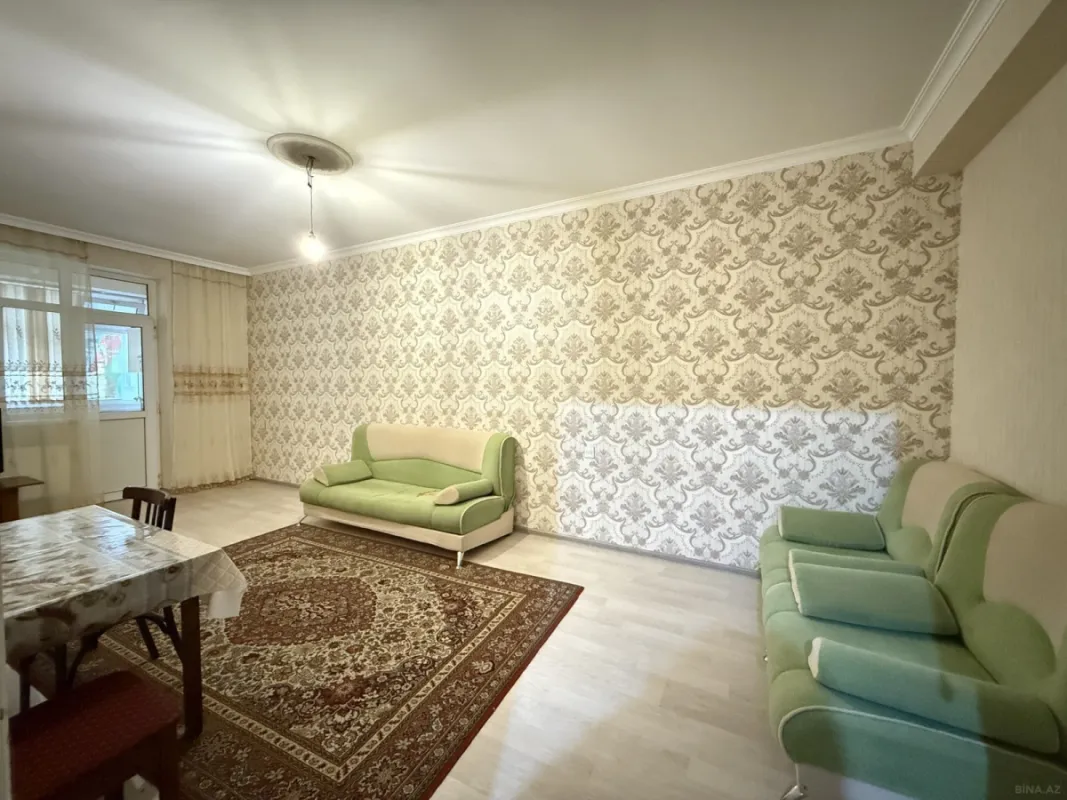 Kirayə verilir 2 otaqlı mənzil 80 m²