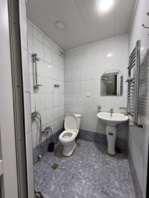Kirayə verilir 2 otaqlı mənzil 80 m²