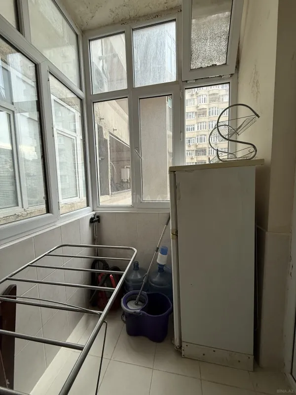 Kirayə verilir 2 otaqlı mənzil 80 m²