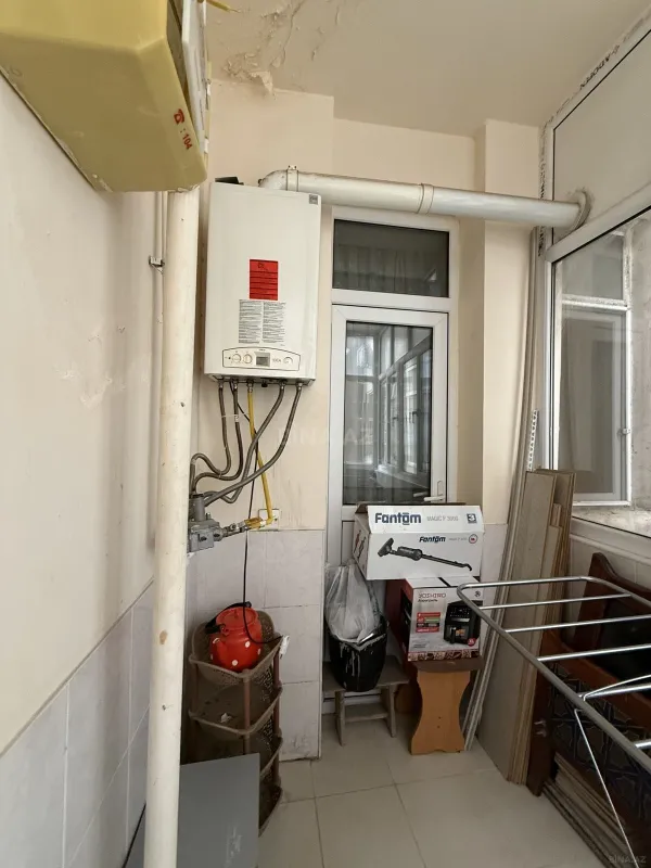 Kirayə verilir 2 otaqlı mənzil 80 m²