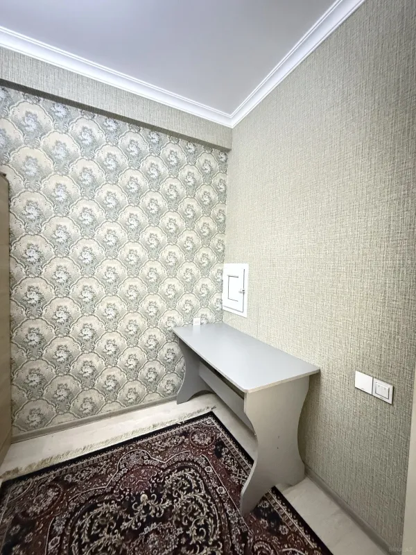 Kirayə verilir 2 otaqlı mənzil 80 m²