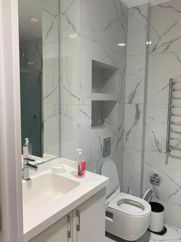 Kirayə verilir 3 otaqlı mənzil 140 m²