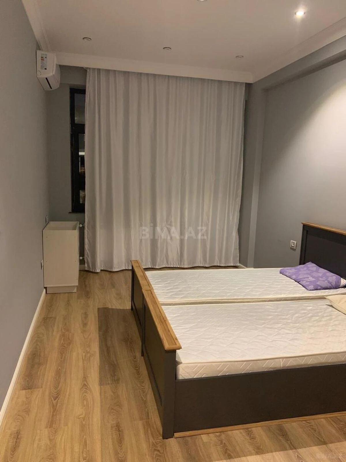 Kirayə verilir 3 otaqlı mənzil 140 m²