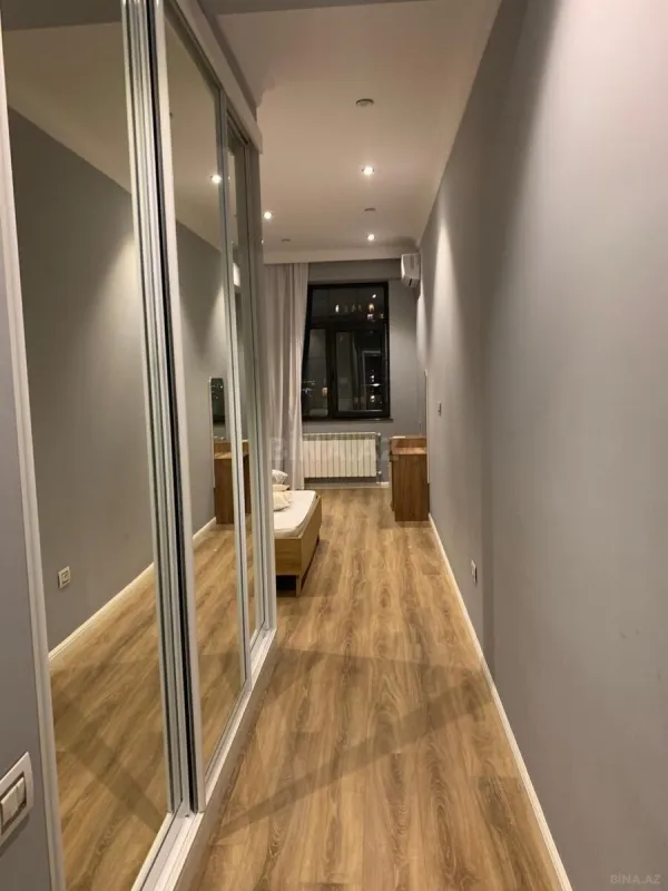 Kirayə verilir 3 otaqlı mənzil 140 m²