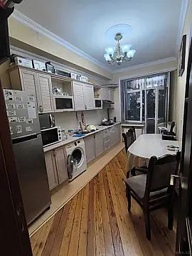 Satılır 3 otaqlı mənzil 100 m²