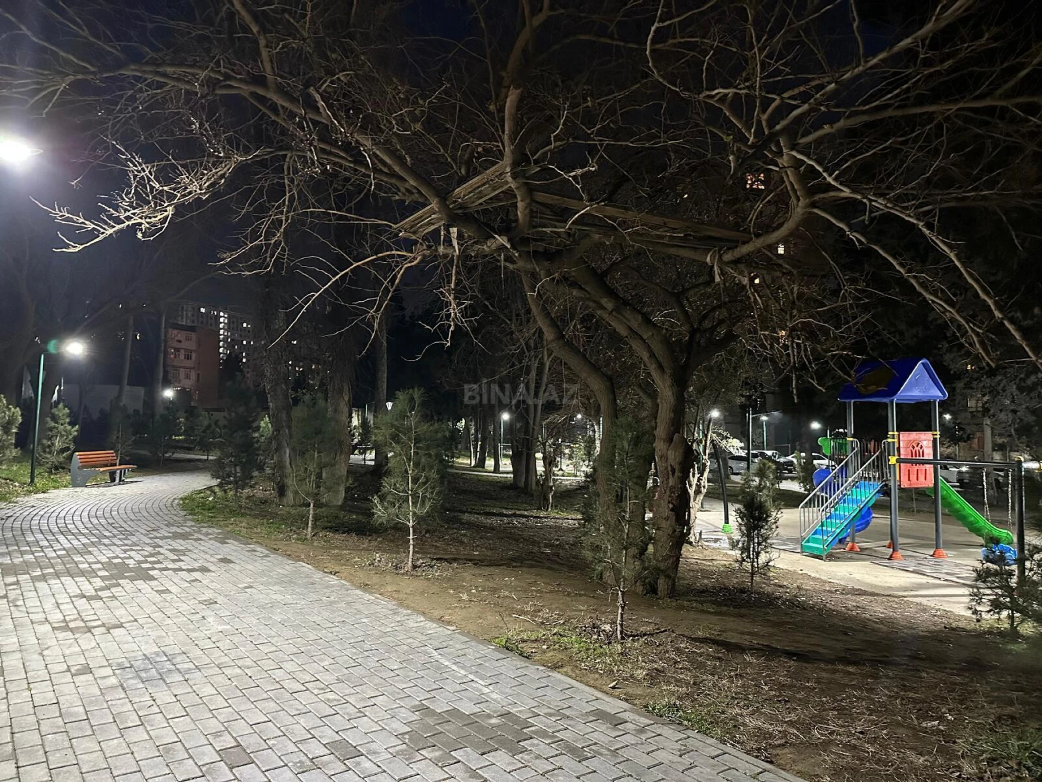 Satılır 2 otaqlı mənzil 45 m²