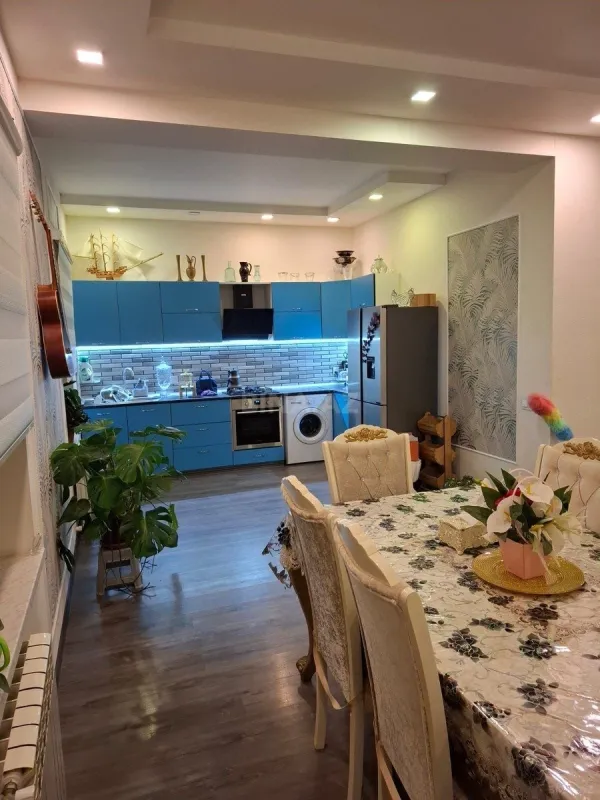 Satılır 4 otaqlı həyət evi 150 m²