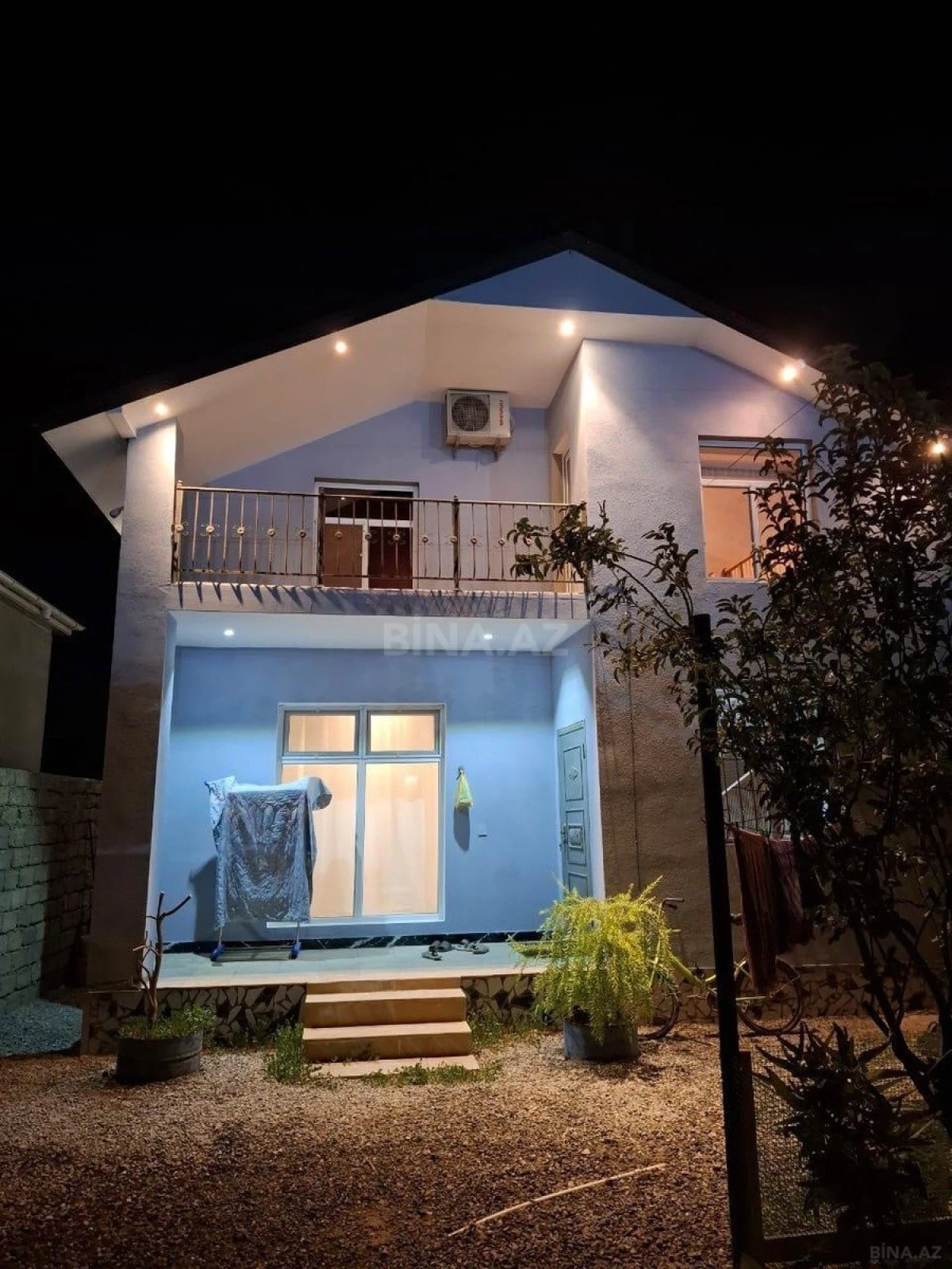 Satılır 4 otaqlı həyət evi 150 m²