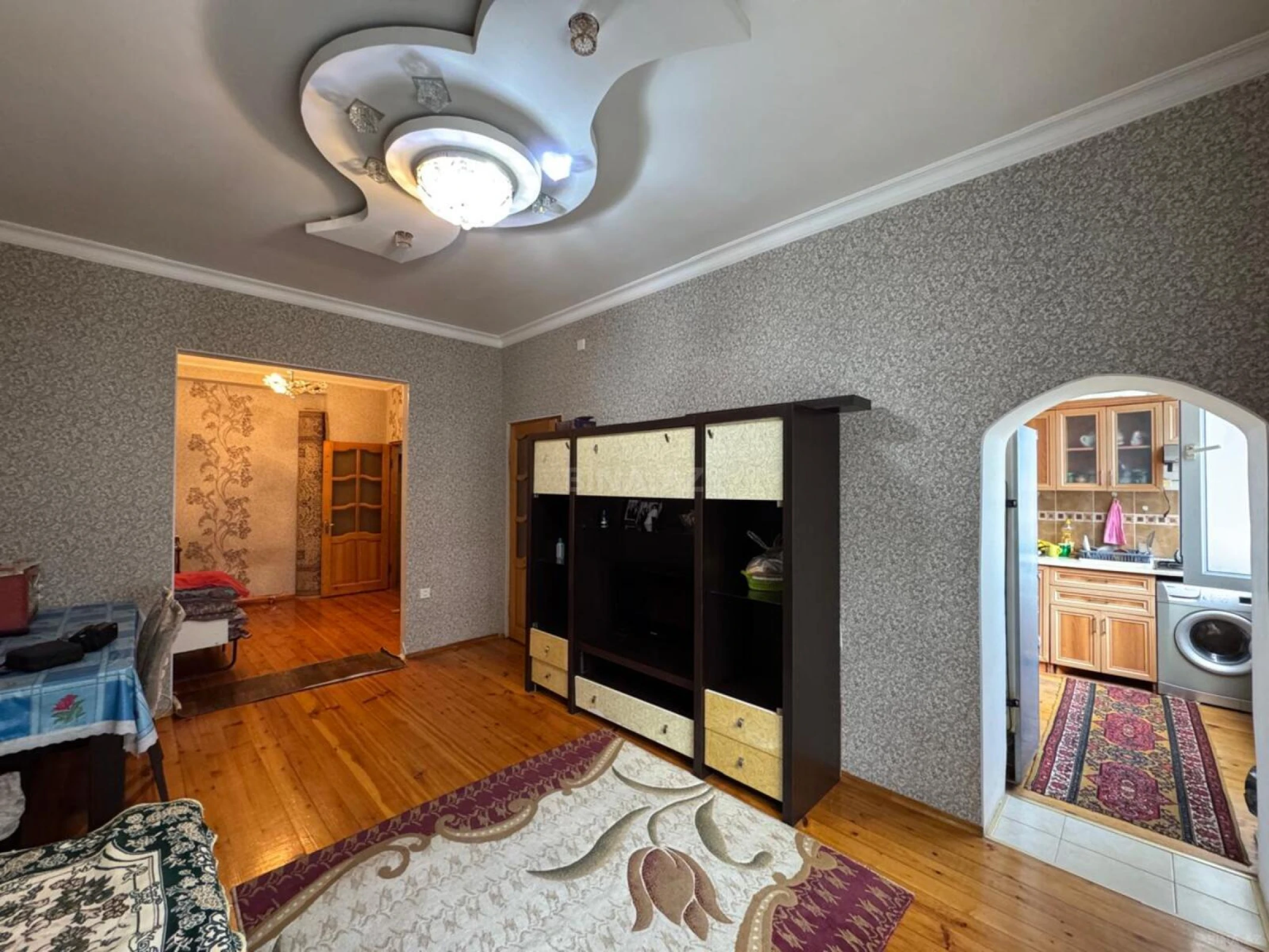 Satılır 2 otaqlı mənzil 55 m²