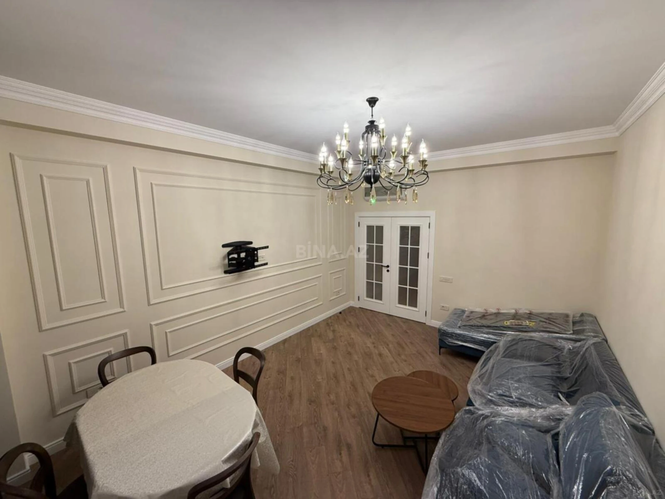 Kirayə verilir 3 otaqlı mənzil 120 m²