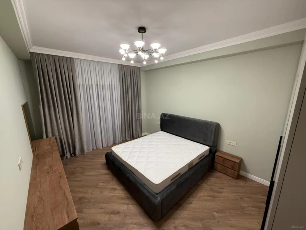 Kirayə verilir 3 otaqlı mənzil 120 m²