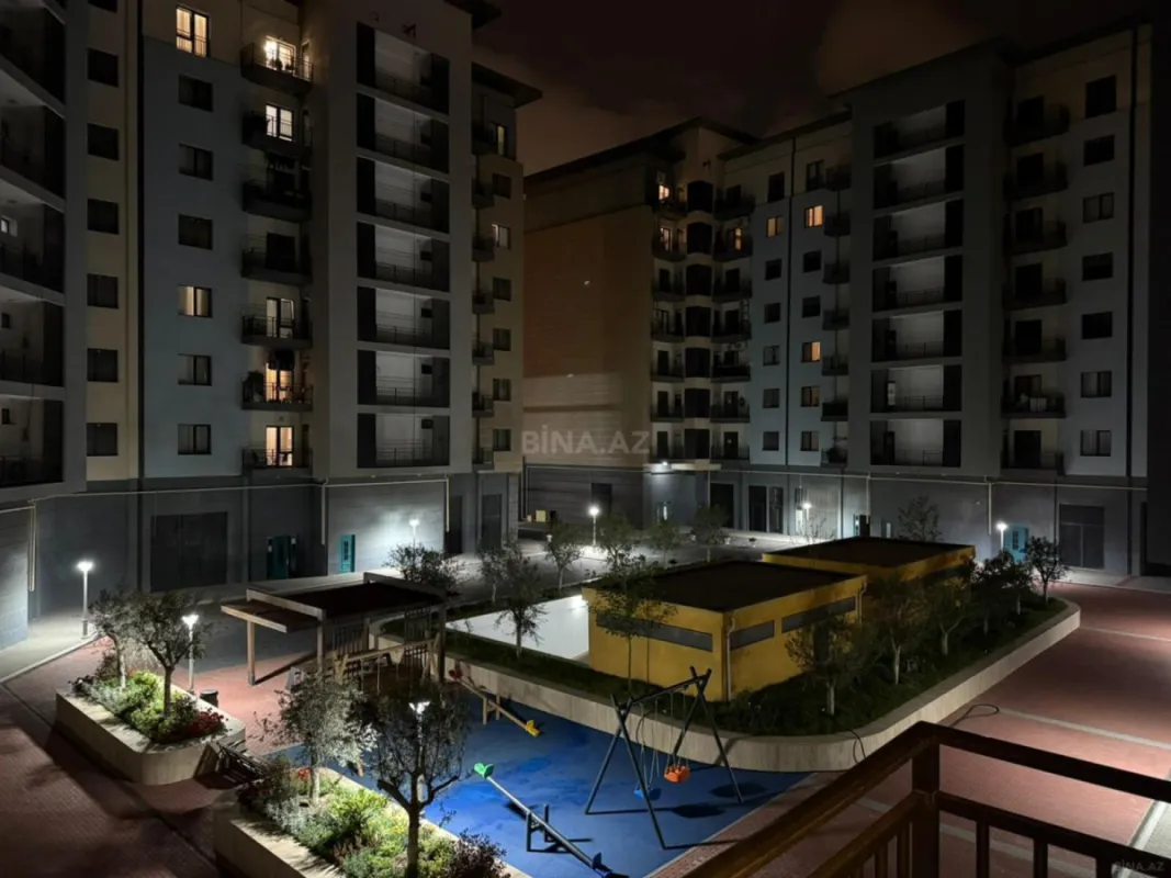 Kirayə verilir 3 otaqlı mənzil 120 m²