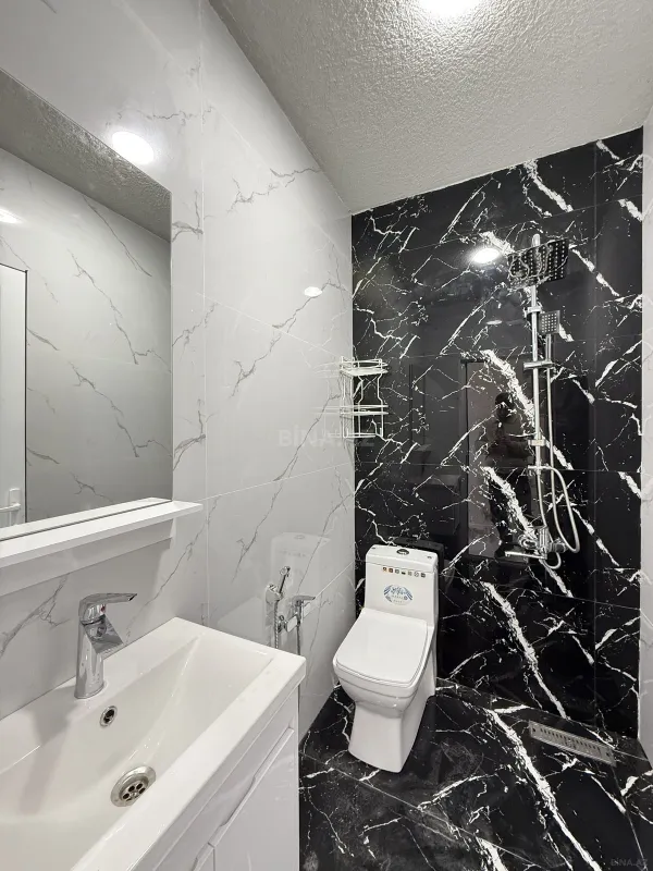 Satılır 4 otaqlı həyət evi 105 m²