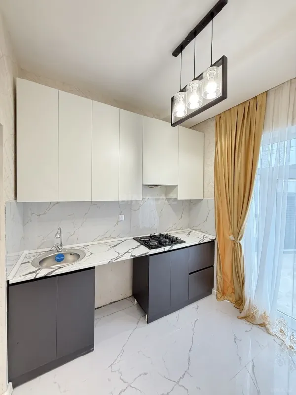 Satılır 4 otaqlı həyət evi 105 m²