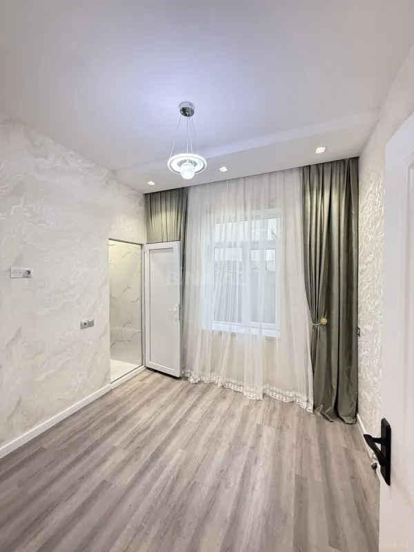 Satılır 4 otaqlı həyət evi 105 m²