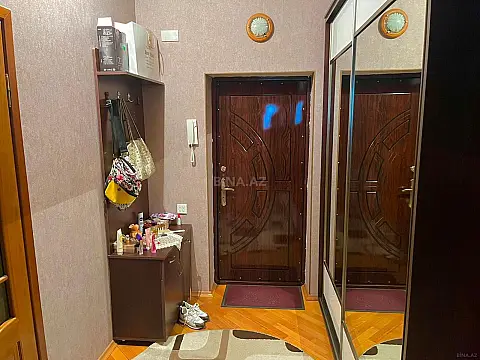 Kirayə verilir 2 otaqlı mənzil 70 m²