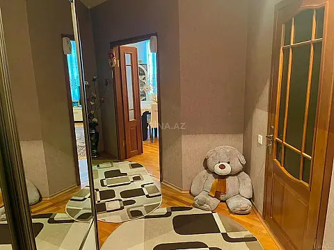 Kirayə verilir 2 otaqlı mənzil 70 m²