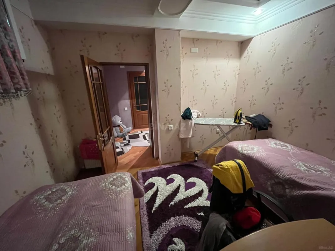 Kirayə verilir 2 otaqlı mənzil 70 m²