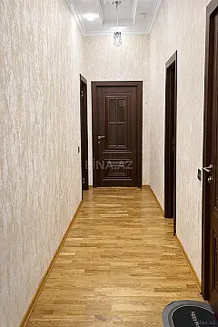Satılır 3 otaqlı mənzil 110 m²