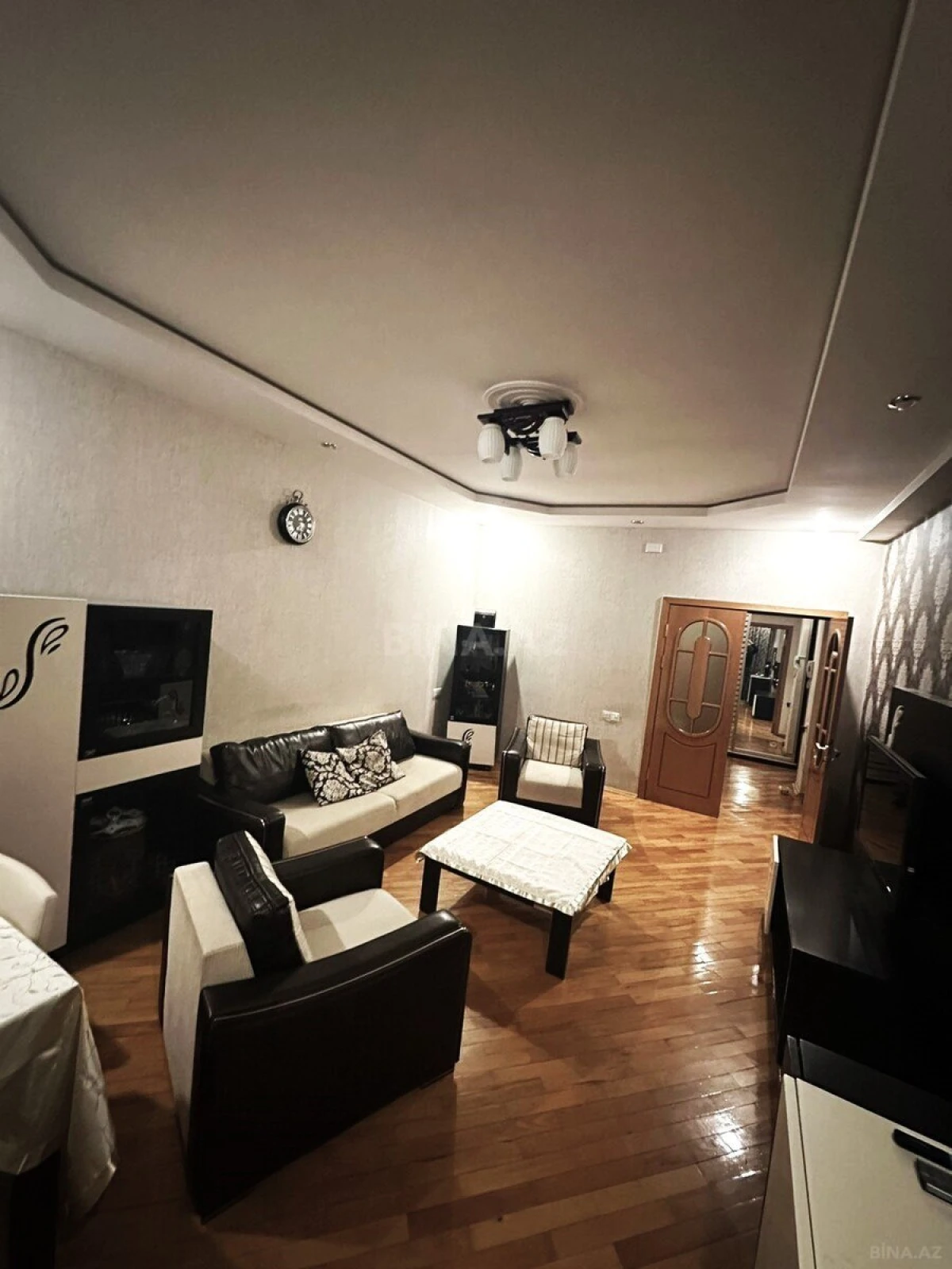 Satılır 3 otaqlı mənzil 110 m²