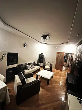 Satılır 3 otaqlı mənzil 110 m²