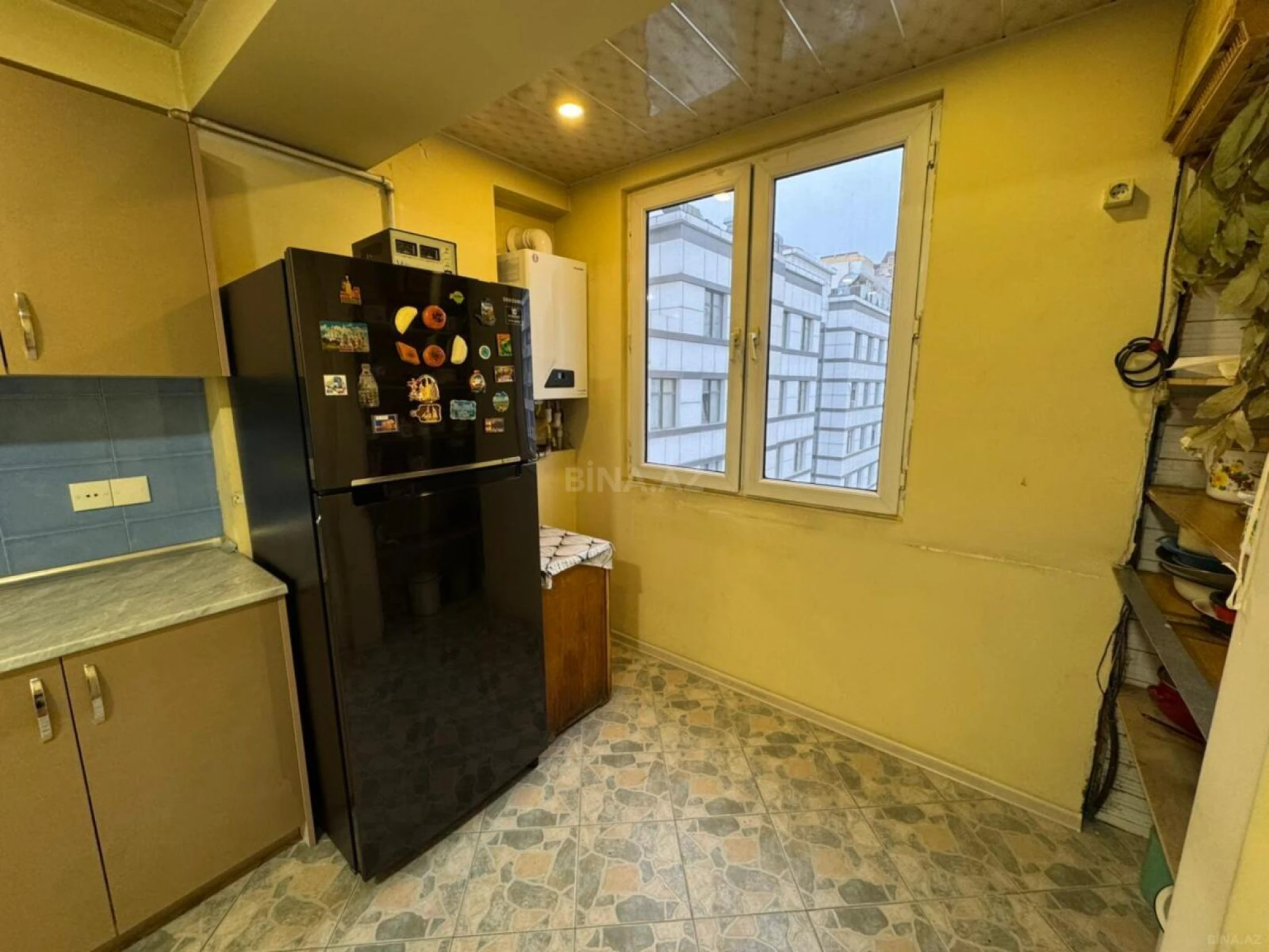 Satılır 2 otaqlı mənzil 65 m²