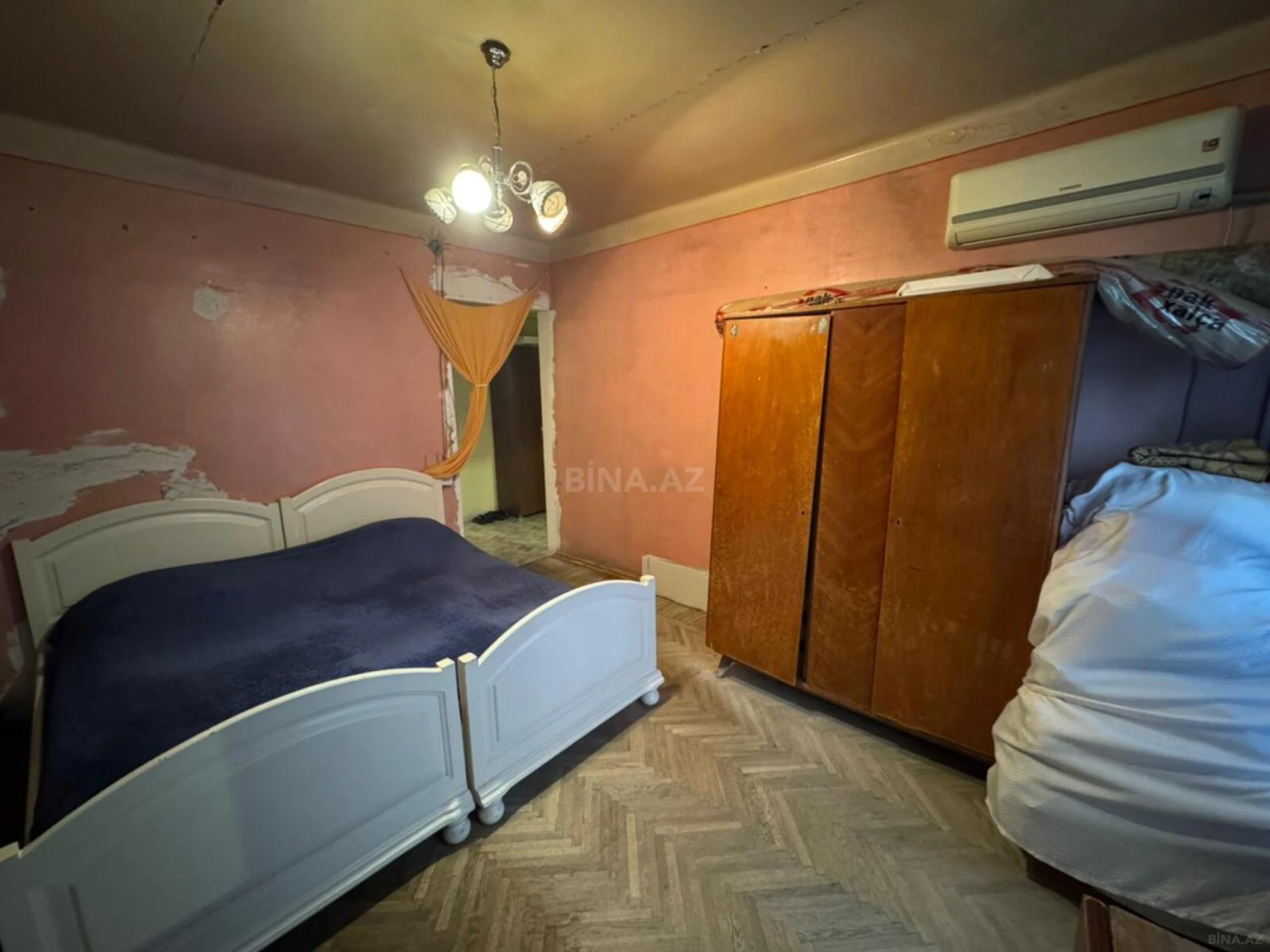 Satılır 2 otaqlı mənzil 65 m²