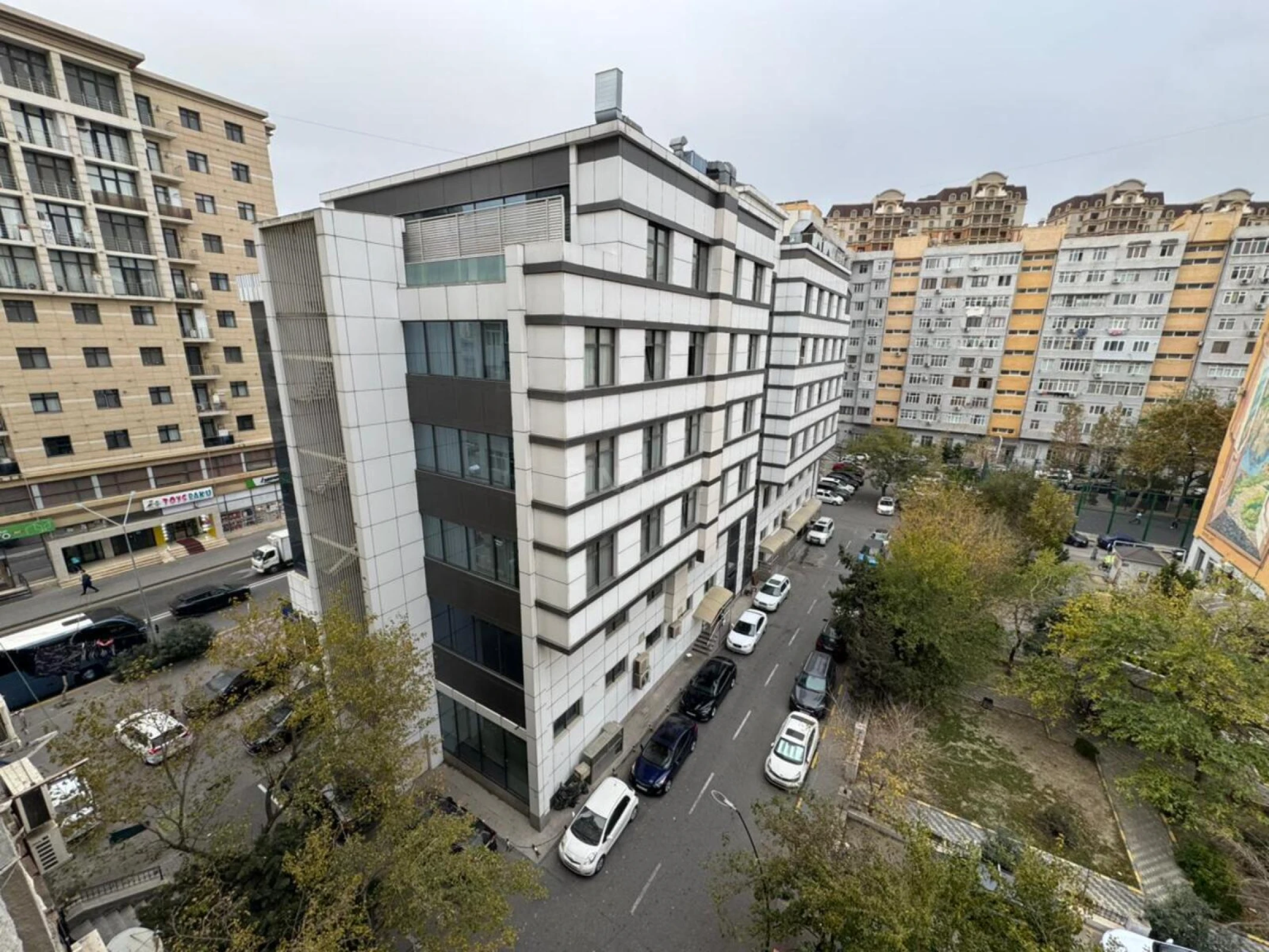 Satılır 2 otaqlı mənzil 65 m²
