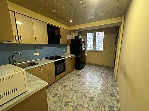 Satılır 2 otaqlı mənzil 65 m²