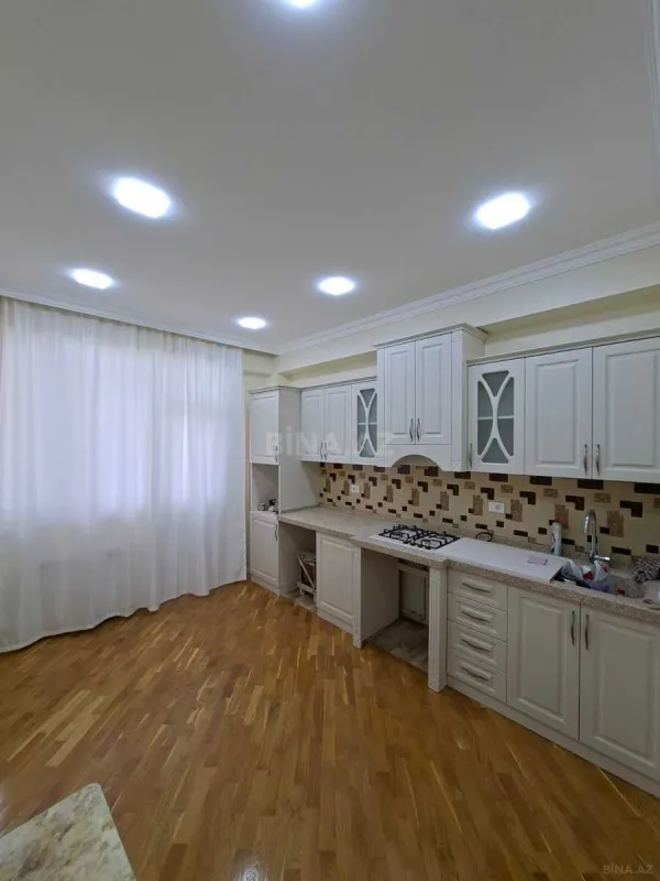 Satılır 3 otaqlı mənzil 96 m²