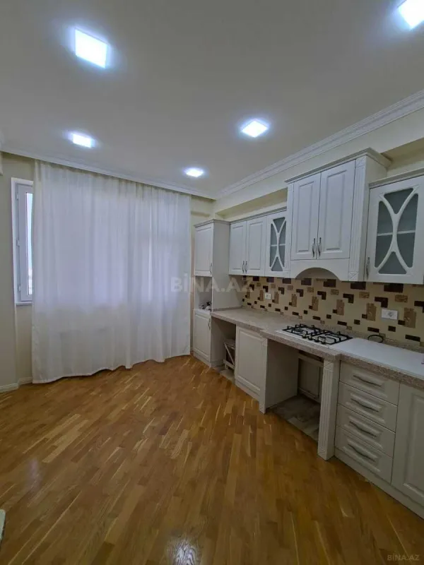 Satılır 3 otaqlı mənzil 96 m²