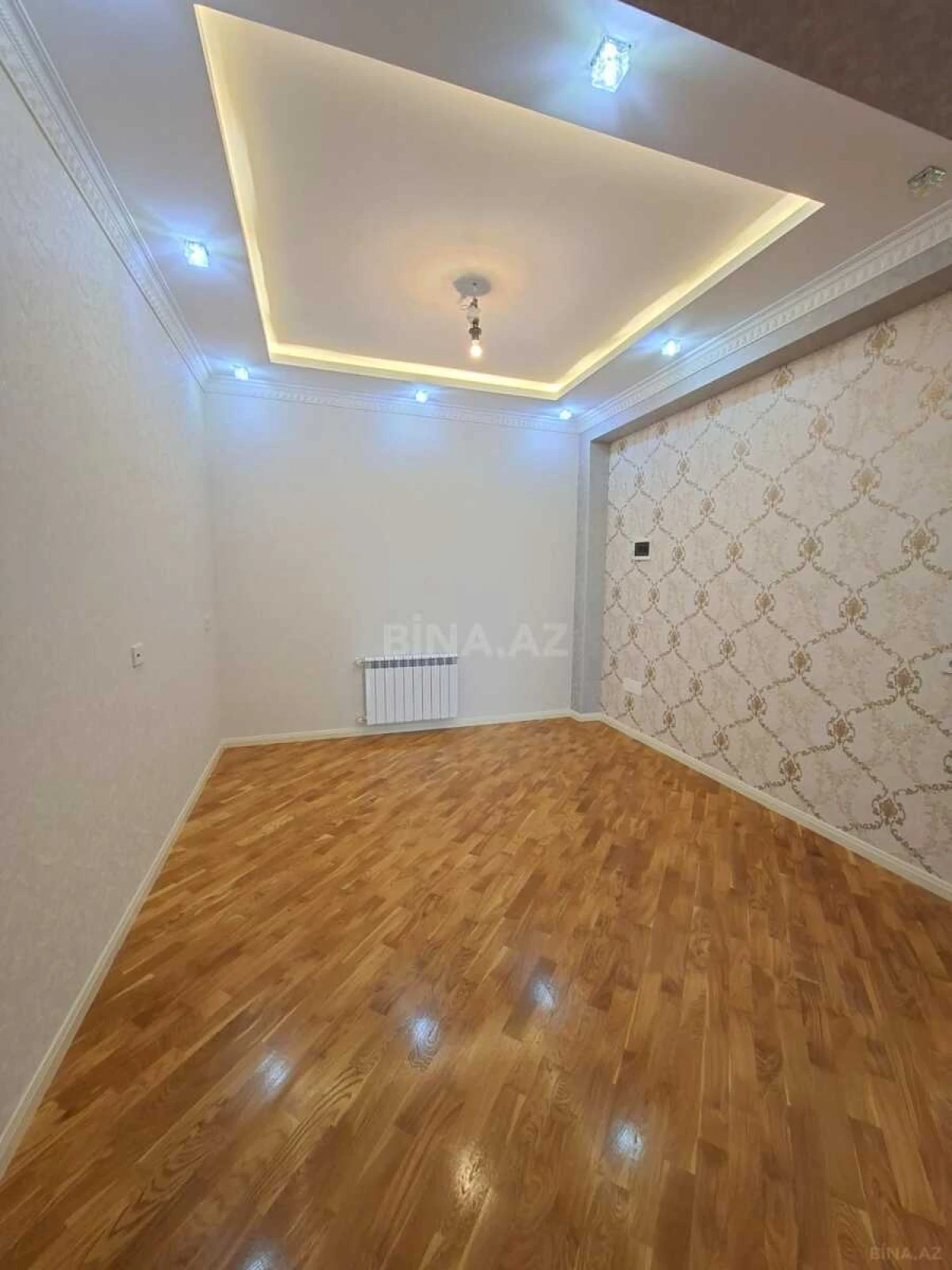 Satılır 3 otaqlı mənzil 96 m²
