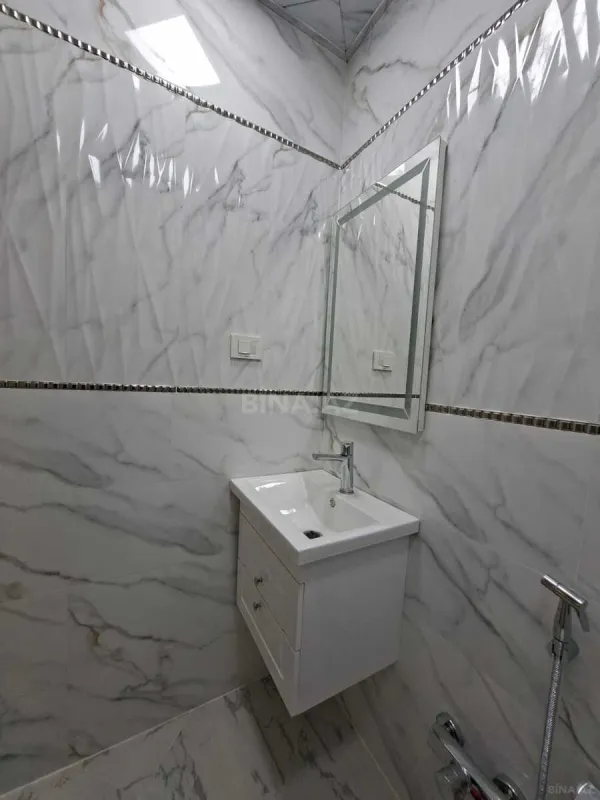 Satılır 3 otaqlı mənzil 96 m²