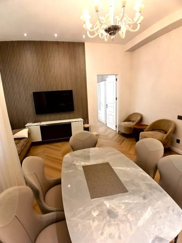 Satılır 3 otaqlı mənzil 75 m²