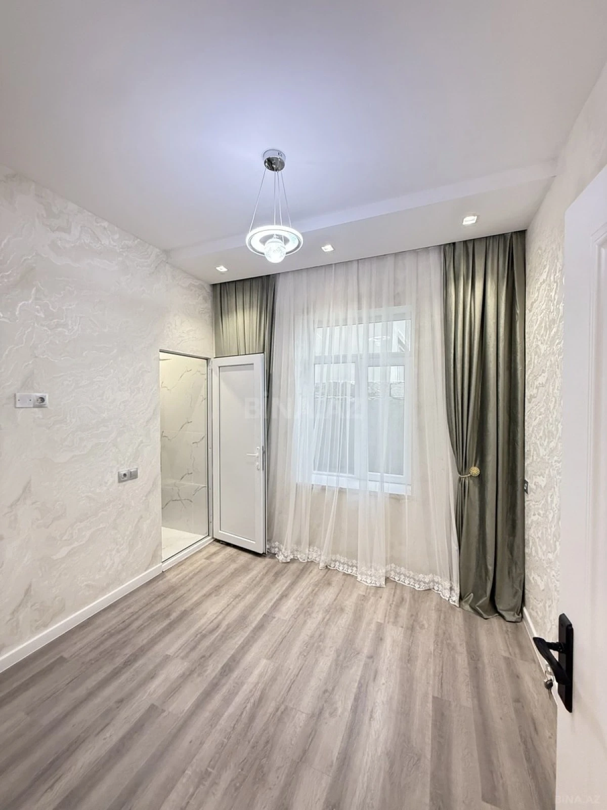 Satılır 4 otaqlı həyət evi 105 m²