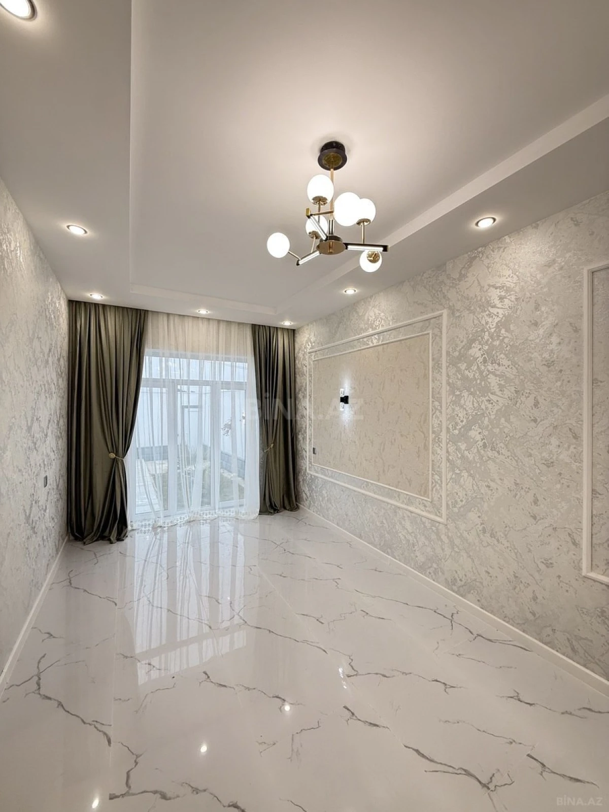 Satılır 4 otaqlı həyət evi 105 m²