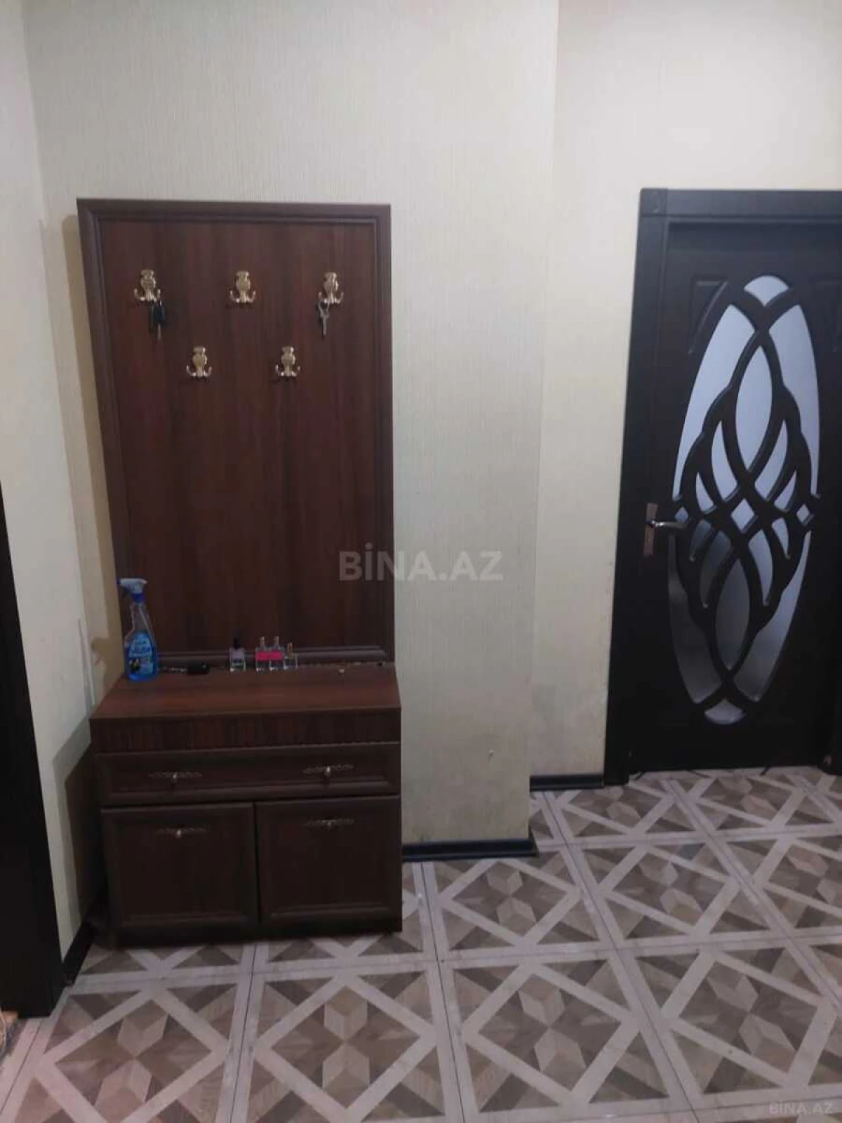 Kirayə verilir 2 otaqlı mənzil 70 m²